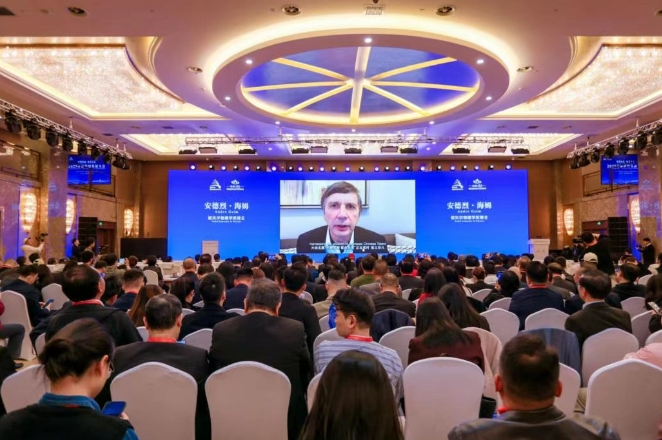 沙特光辉旅行参与2025首都侨智发展大会,共寻合作新机遇