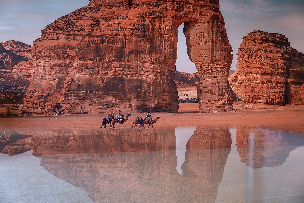 埃尔奥拉 大象岩 AlUla Elephant Rock